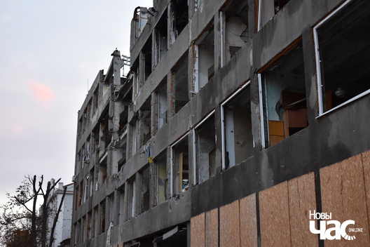 8/10 aaa_1588_logo.jpg