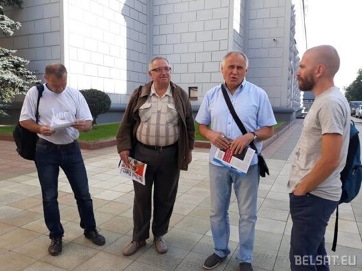 2/4 akcja5_569x427.jpg