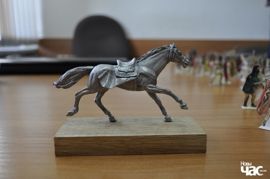 2/2 alavjannyja_fihurki__zroblenyja_miraslavam_lazouskim_na_paczatku_1990_h__2__logo_1.jpg