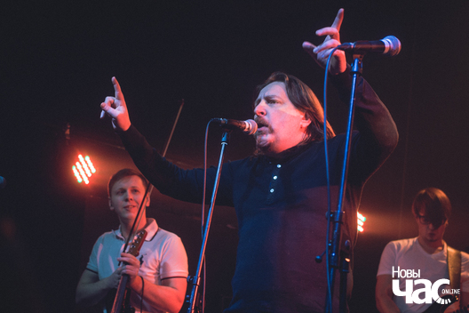 Алег Хаменка спеў некалькі куплетаў песні Талісман Алег Хаменка спеў некалькі куплетаў песні Талісман