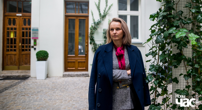 Як будзе працаваць сетка беларускіх школак за мяжой? Распавяла Аліна Коўшык Сетка школак для беларускіх дзяцей за мяжой запрацуе ўжо з восені. Аліна Коўшык распавяла падрабязнасці