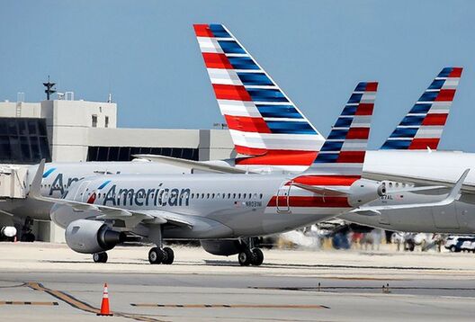 american_airlines_60ecab1b9c9b535e.jpg american_airlines_60ecab1b9c9b535e.jpg