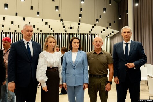 Валер Кавалеўскі (зьлева). Фота: Радыё Свабода Валер Кавалеўскі (зьлева). Фота: Радыё Свабода