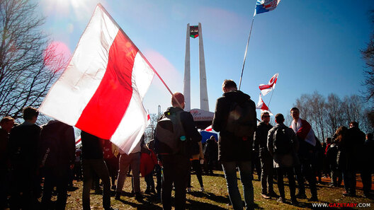 bnr101_12.jpg bnr101_12.jpg