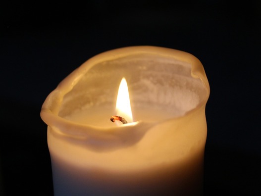 candle_1872734_1280.jpg candle_1872734_1280.jpg
