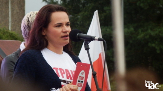 Выступ Святланы Ціханоўскай у Лідзе. Фота Дзіяны Серадзюк Выступ Святланы Ціханоўскай у Лідзе. Фота Дзіяны Серадзюк