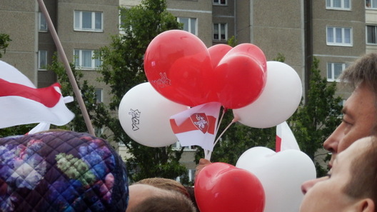 7/43 cihanouskaja_lida_dzijana_seradzjuk___39__logo.jpg