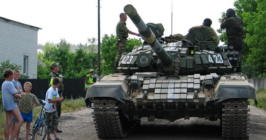 Камандзіру танка Т-72 у ваеннай частцы пад Слонімам абяцаюць плаціць 600 рублёў