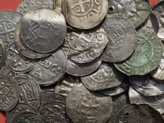 coins_2.jpg coins_2.jpg