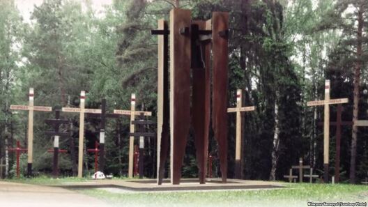 Эскіз помніка калектыў скульптараў Вольгі Нячай і Сяргея Аганава, а таксама архітэктараў Марыі Маркаўцовай і Вольгі Ярмолінай Эскіз помніка калектыў скульптараў Вольгі Нячай і Сяргея Аганава, а таксама архітэктараў Марыі Маркаўцовай і Вольгі Ярмолінай