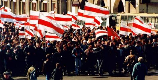 den_voli_v_1990_e._foto_baza.nyc.jpg den_voli_v_1990_e._foto_baza.nyc.jpg