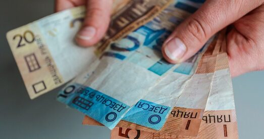 У заробкаў беларусаў няма сіл, каб расці