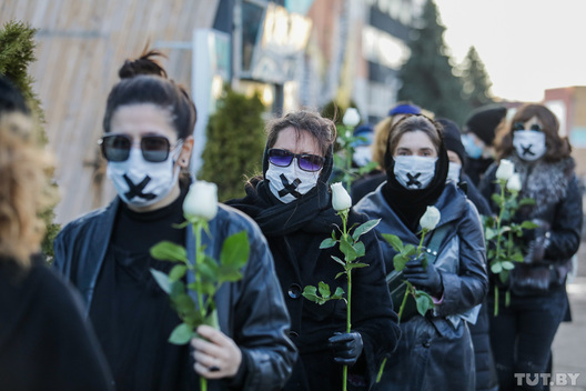 devushki_v_chernom_20210302_z_phsl_tutby__2031.jpg devushki_v_chernom_20210302_z_phsl_tutby__2031.jpg