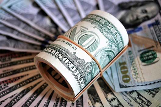 dollar_4.jpg dollar_4.jpg