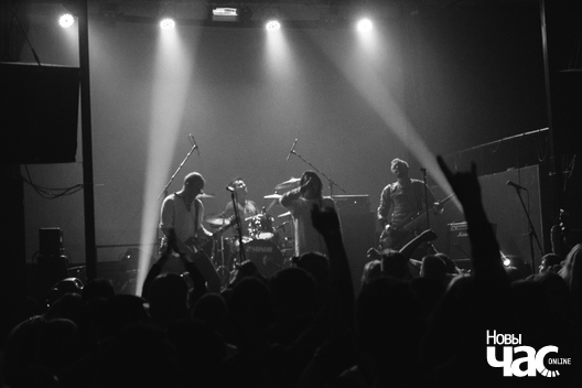 1/4 dryhva_4_logo.jpg