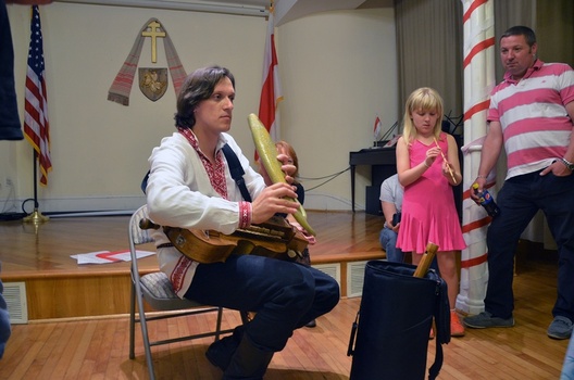 2/10 dsc_1964_logo.jpg