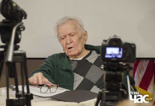 1/2 dsc_4152ff_logo.jpg