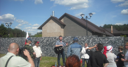 Абаронцы Курапатаў: «Пасля нашых тлумачэнняў некаторыя адмаўляюцца наведваць рэстарацыю»