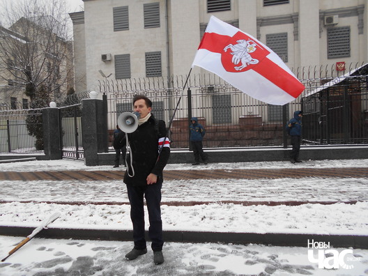 8/11 dscn0982_logo.jpg