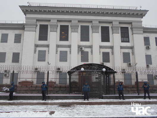 10/11 dscn0998_logo.jpg