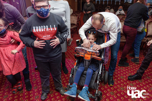 dzen_redkih_zahvorvannjau_fota_dzmitryeu_dzmitryj_novy_czas__18__logo.jpg dzen_redkih_zahvorvannjau_fota_dzmitryeu_dzmitryj_novy_czas__18__logo.jpg