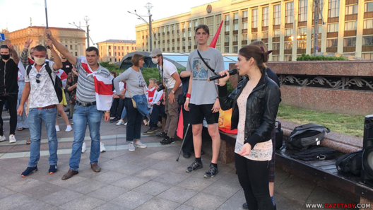 3/3 egm8tukwoaaceua.png