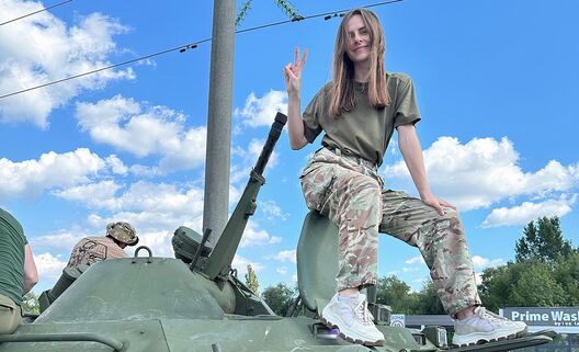 Тут і далей фота з сацсетак Тут і далей фота з сацсетак