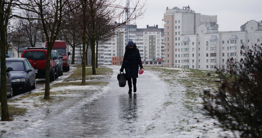 Медыкі зарэгістравалі за суткі 335 галалёдных і халадовых траўмаў