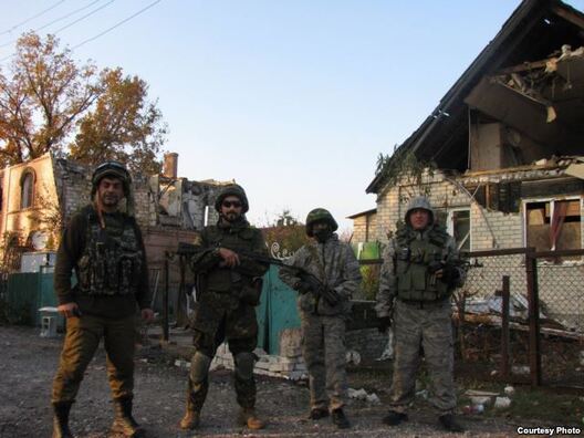 Байцы ў Пясках. Байцы ў Пясках.