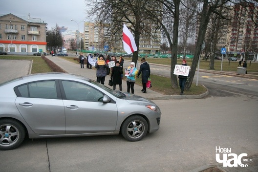 8/10 img_0133_logo.jpg