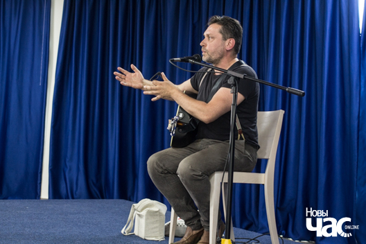 4/6 img_4642_logo.jpg