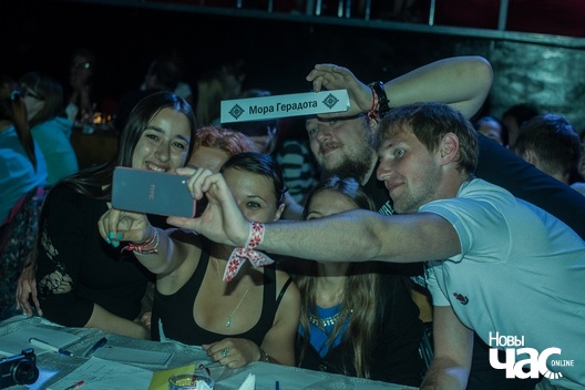 12/12 img_6690_logo.jpg