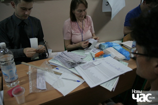 5/6 img_7917_logo.jpg