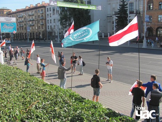 5/11 img_8230_logo.jpg