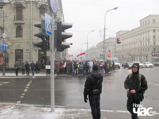 6/48 img_99781_logo.jpg