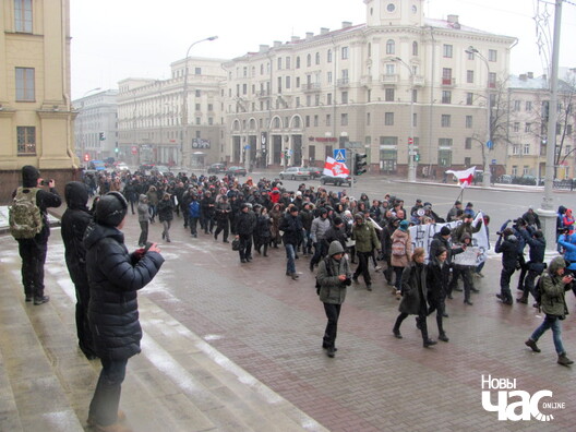 7/48 img_9982_logo.jpg