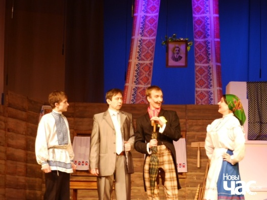 2/7 p3290241_logo.jpg