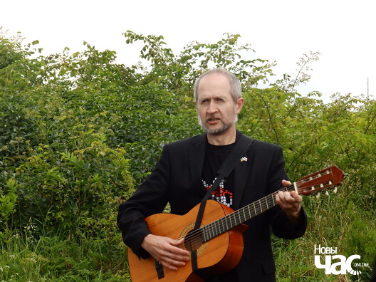 3/8 p6150181_logo.jpg