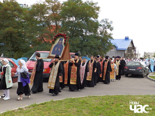 9/10 p9050344_logo.jpg