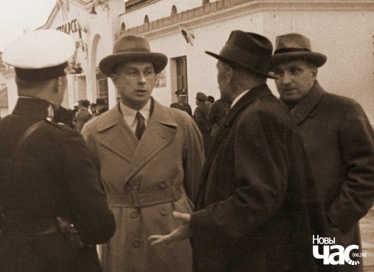 Падчас абмену палітвязнямі ў Стоўбцах, 1932 г. Падчас абмену палітвязнямі ў Стоўбцах, 1932 г.