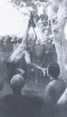 Польскі афіцэр, пасажаны чырвонаармейцамі на кол Польскі афіцэр, пасажаны чырвонаармейцамі на кол