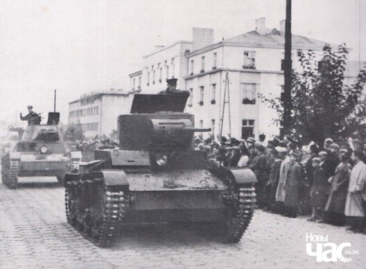 Савецкія танкі ў Брэсце Савецкія танкі ў Брэсце