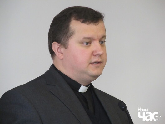 Прамаўляе Андрэй Зноска Прамаўляе Андрэй Зноска