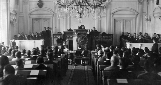 Паляванне на ўрад Грузінскай Дэмакратычнай Рэспублікі: аперацыі НКУС, Берыя і эміграцыя