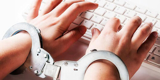 h_ru_den_svoboda_pressa.jpg h_ru_den_svoboda_pressa.jpg