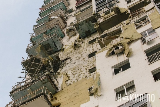 2/5 harkau_bomba_2_14_05.jpg