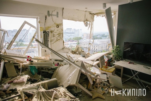 3/5 harkau_bomba_3_14_05.jpg