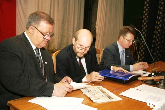 5/6 hi_zezd_logo_2.jpg