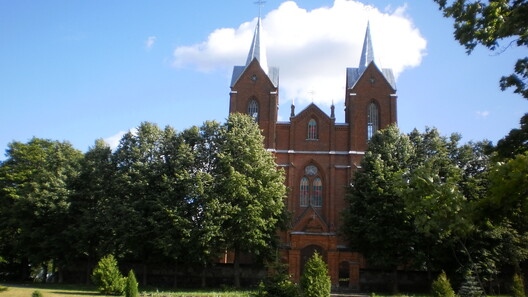 Касцёл Панны Марыі в. Мнюта, у якім хрысцілі Вацлава Ластоўскага, прэм'ер-міністра БНР, пісьменніка, філолага, гісторыка, растрэлянага бальшавікамі ў 1938 г. Касцёл Панны Марыі в. Мнюта, у якім хрысцілі Вацлава Ластоўскага, прэм'ер-міністра БНР, пісьменніка, філолага, гісторыка, растрэлянага бальшавікамі ў 1938 г.