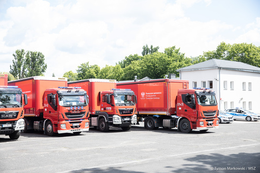 humpomosch1.jpg humpomosch1.jpg